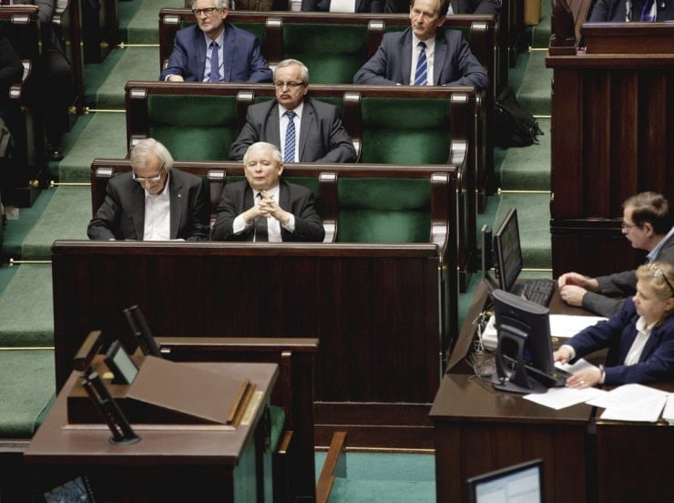 Poland: President Must Reject Proposed Restrictions on Protests