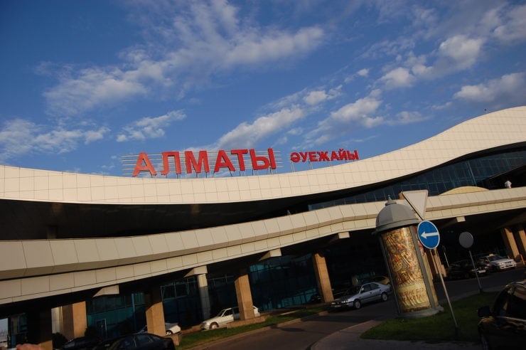 Kazakhstan: Detention of head of National Press Club raises concerns about press freedom