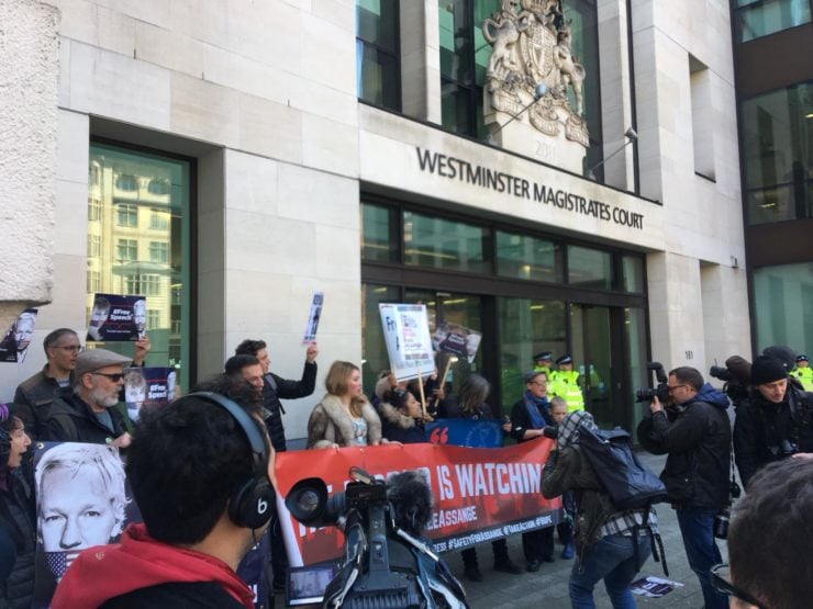 UK: Government must not comply with US extradition request for Julian Assange
