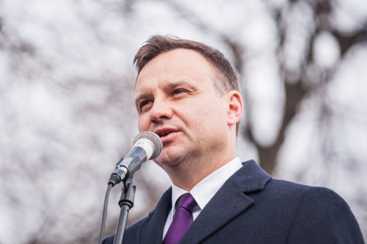 Poland: Veto ‘Lex-TVN’ amendment to protect media freedom