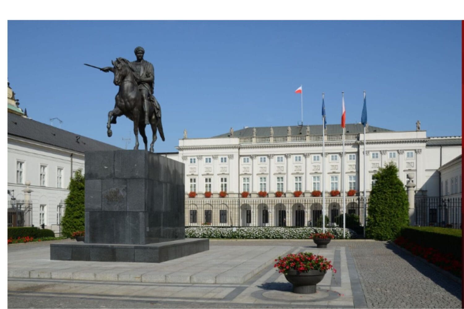 Poland: Landmark day for journalists as president signs anti-SLAPP law